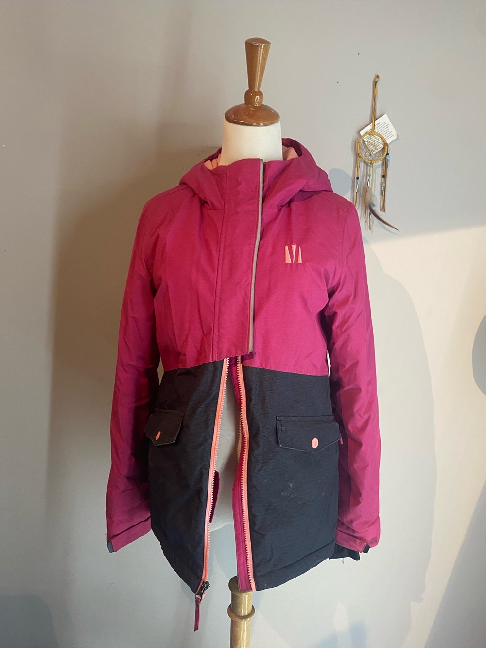 Women's Pink & Black Hooded winter Jacket